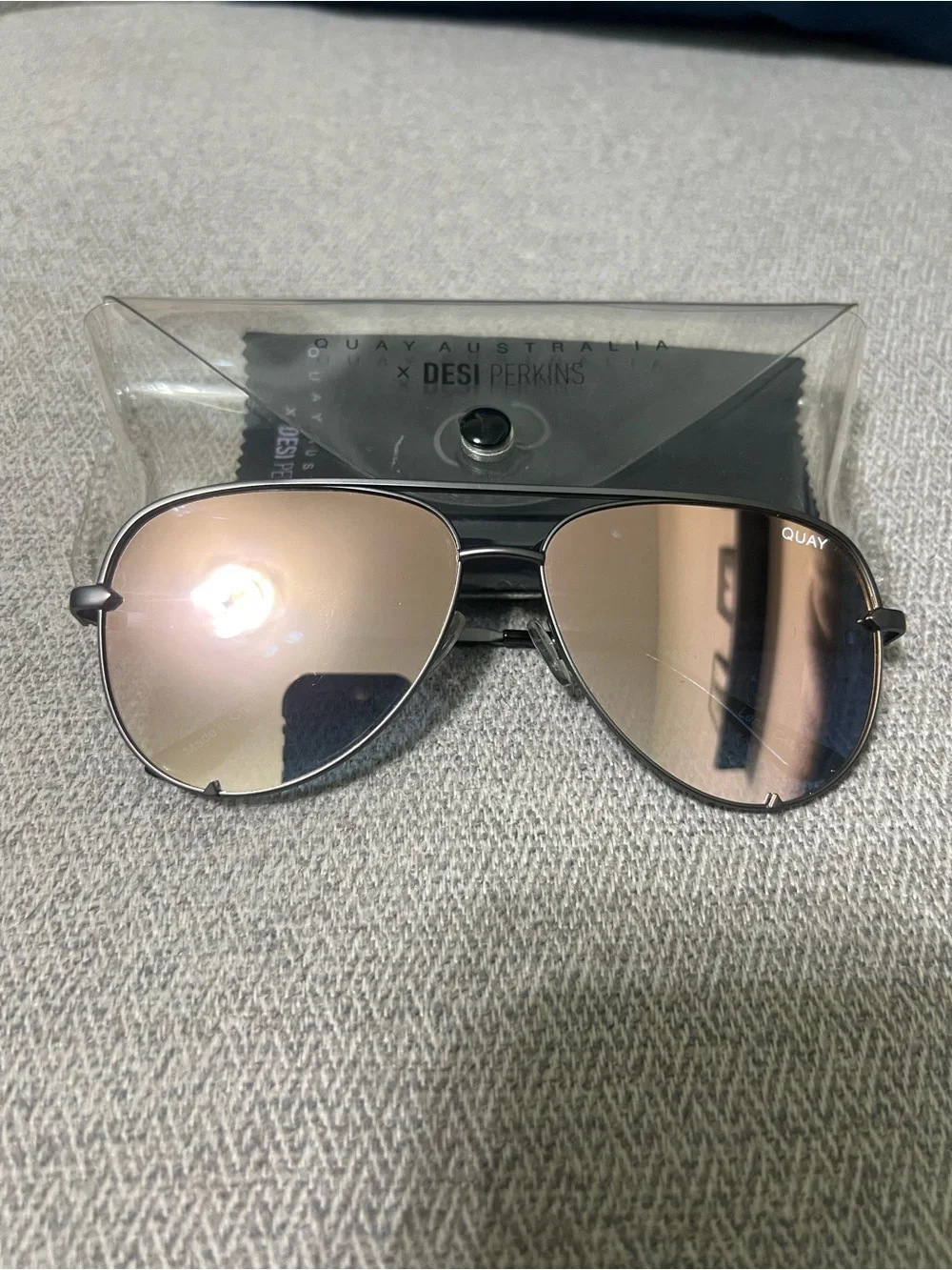 Quay Australia High Key Mirrored Sunglasses - Matte Gunmetal/Rose Gold